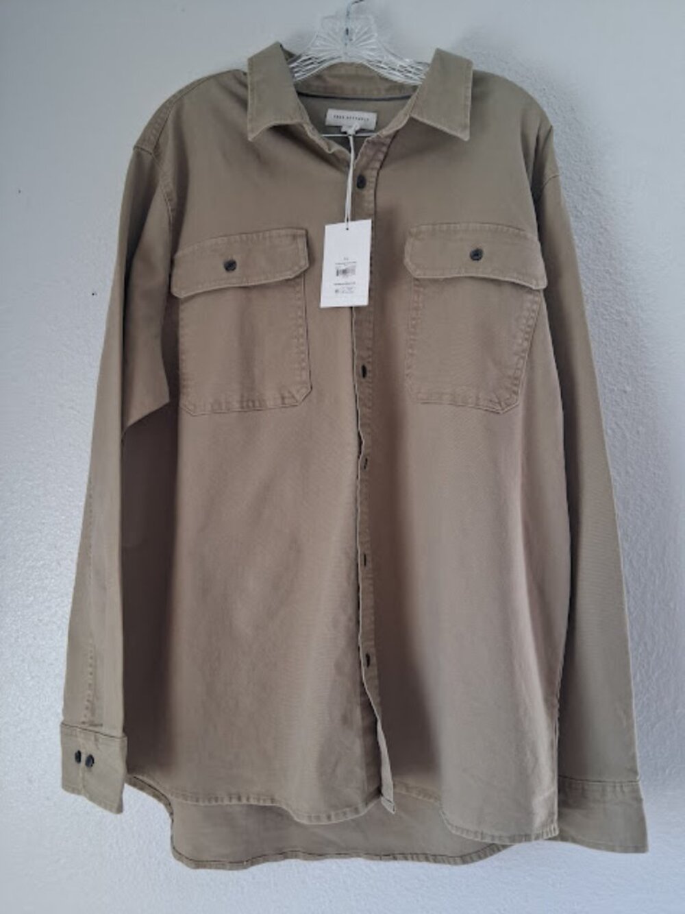 Free Assembly Men's size XL Khaki utility shirt